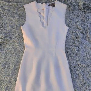 French Connection - Off White Sheath Dress - Size: US 0